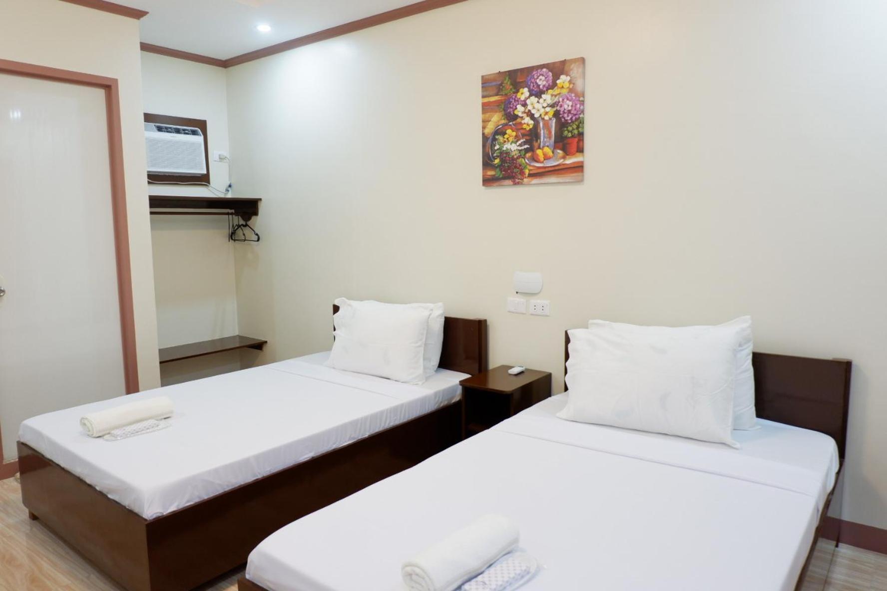 Jun'S Inn Oslob Dış mekan fotoğraf
