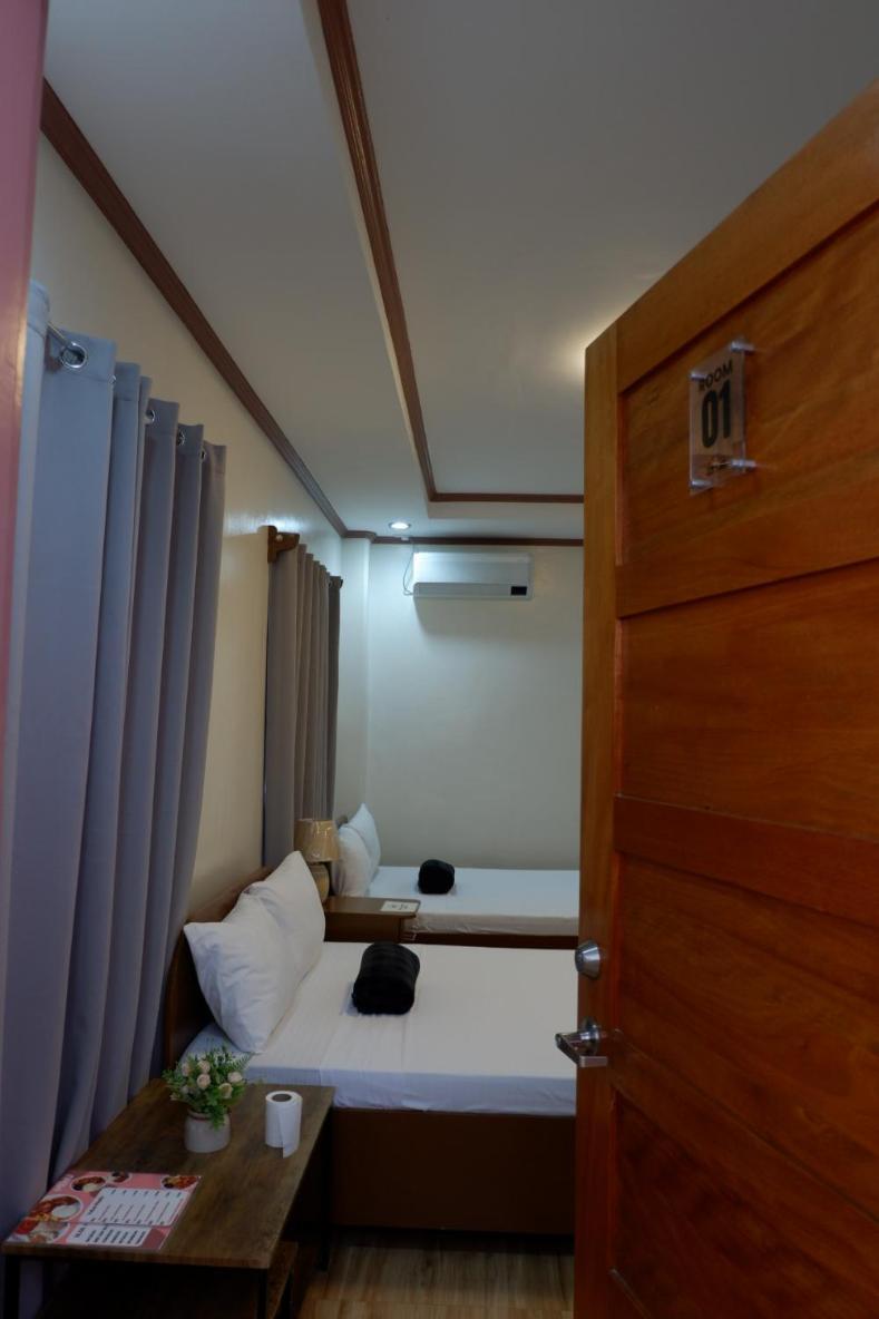Jun'S Inn Oslob Dış mekan fotoğraf