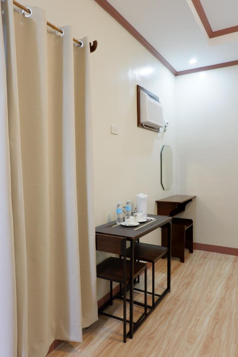 Jun'S Inn Oslob Dış mekan fotoğraf