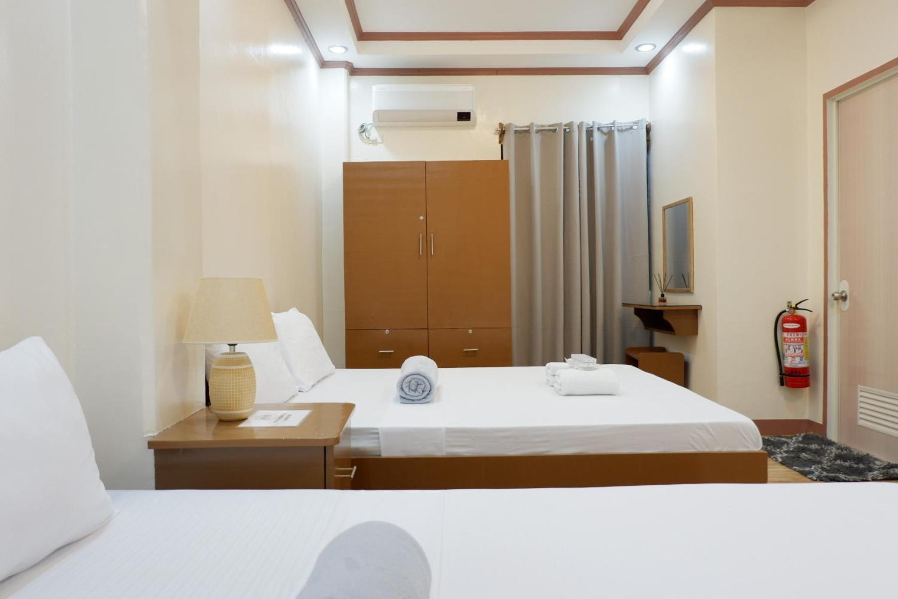 Jun'S Inn Oslob Dış mekan fotoğraf