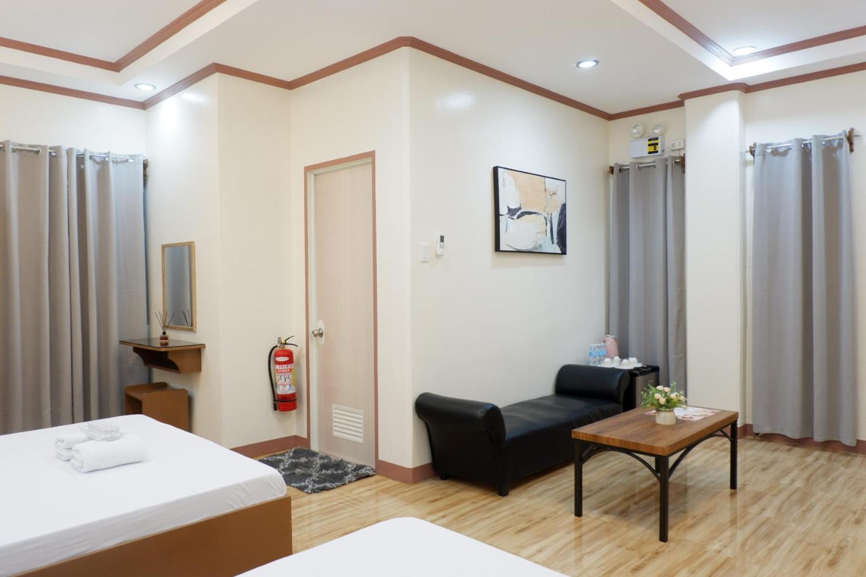 Jun'S Inn Oslob Dış mekan fotoğraf